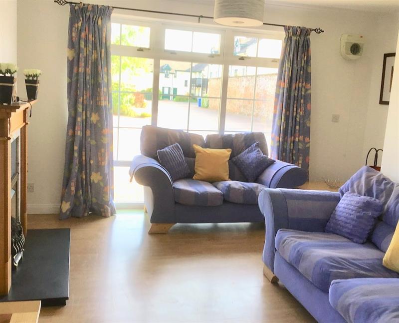אינברנס Wellingtonia Court Apartment מראה חיצוני תמונה